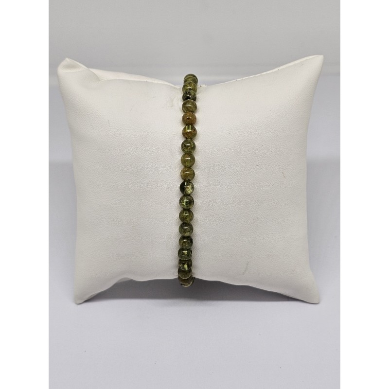 Bracelet Péridot 6 mm – Renouveau, énergie et purification