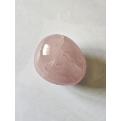 Galet Quartz rose – Douceur, amour et apaisement